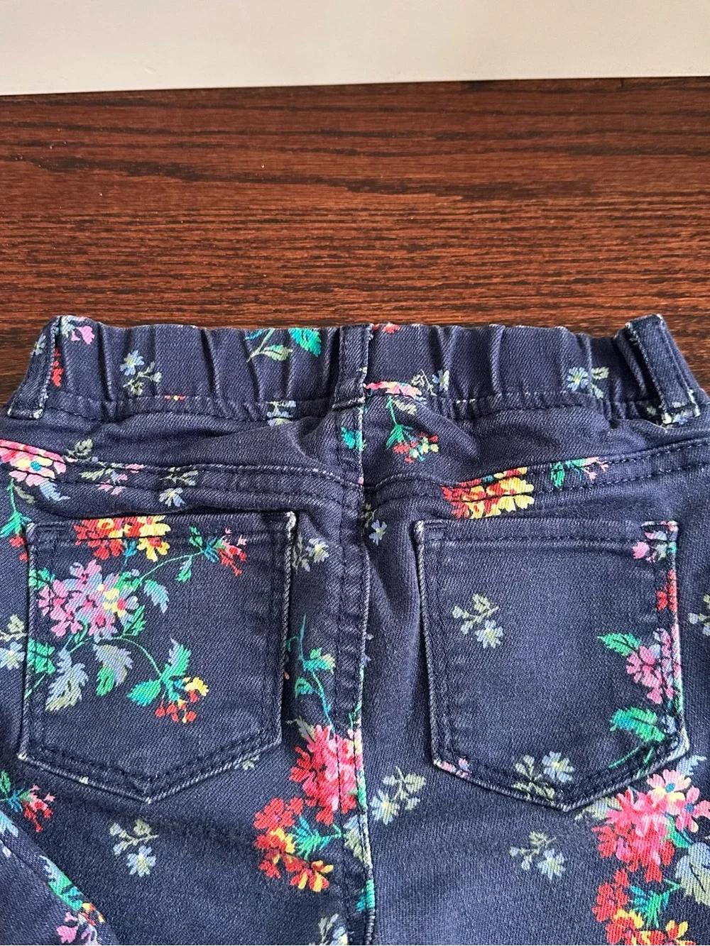 Gap Kids floral skinny jeans, size 5T